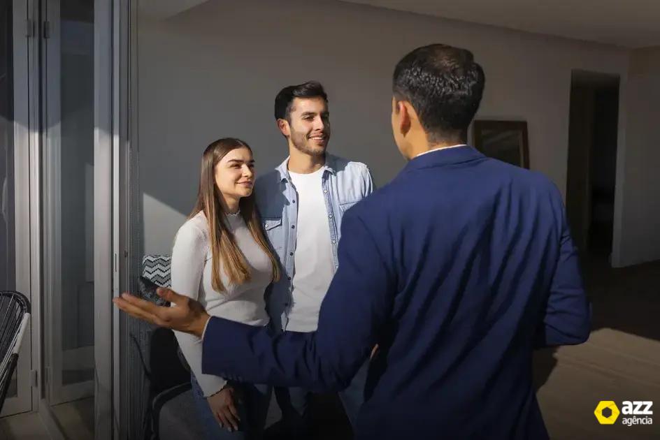 Técnicas de CRM e Relacionamento com o Cliente no Setor Imobiliário Técnicas de CRM e Relacionamento com o Cliente no Setor Imobiliário